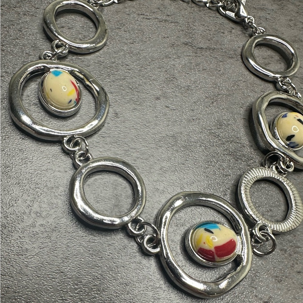 Silver-Tone Scarab Style setting Bracelet - Picture 2 of 2